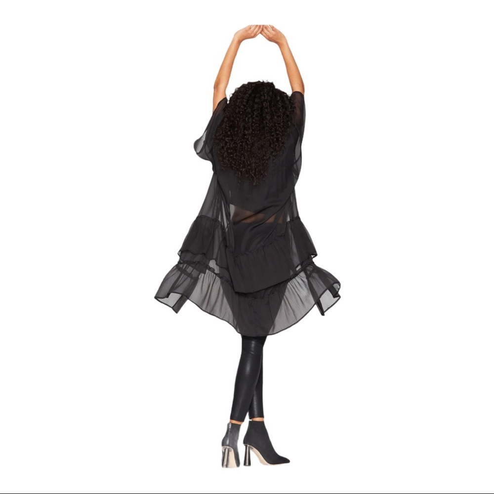 BCBGeneration  RUFFLE KIMONO ROBE - Picture 5 of 11